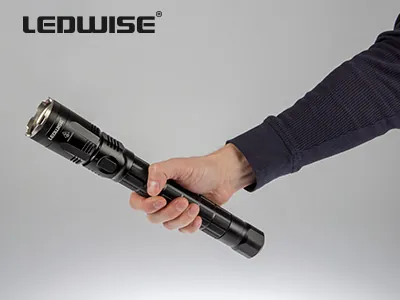 Ledwise Handhållen Arbetslampa Laddningsbar 930lm 430m - Myndighetsbruk - Bild 6