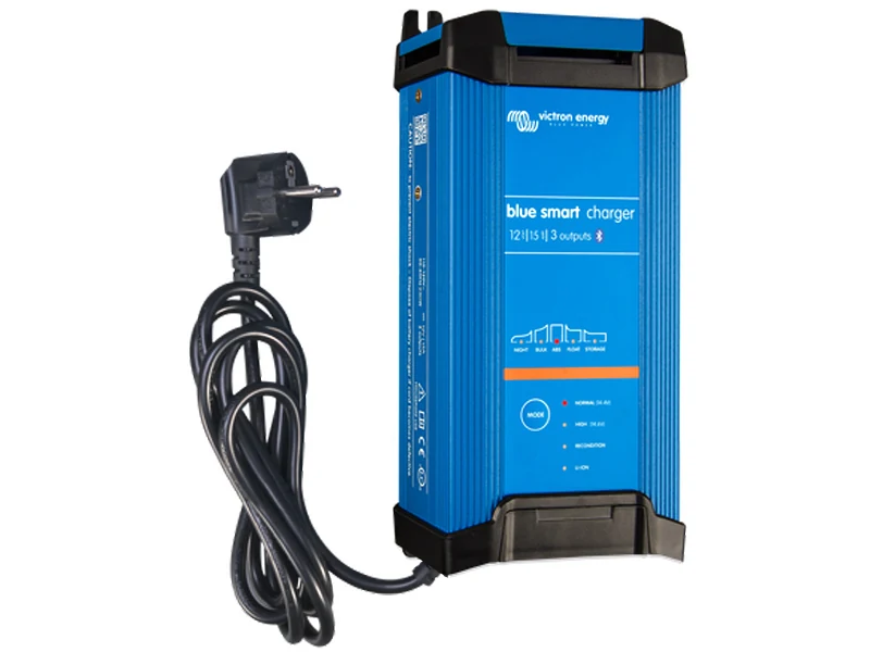 Victron Energy Blue Smart IP22 Batteriladdare med Bluetooth 12V 15A - 3 Utgångar - Ledextraljus.eu