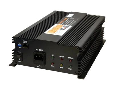 INTELLIGENT 12V 50A automatisk batteriladdare - Ledextraljus.eu