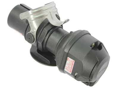 Universal spänningsomvandlare 24V till 12V 15/7-polig - Ledextraljus.eu